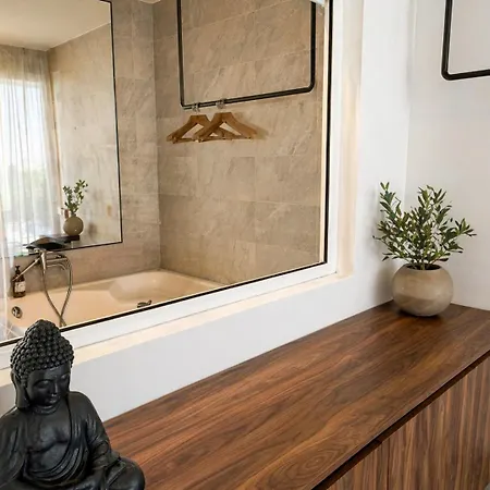 Villa Renee Front Executive Luxury