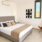 Renee Front Executive Luxury Vila