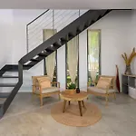 וילה Renee Front Executive Luxury Soroni