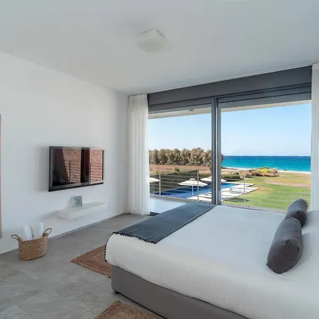 Renee Front Executive Luxury Villa