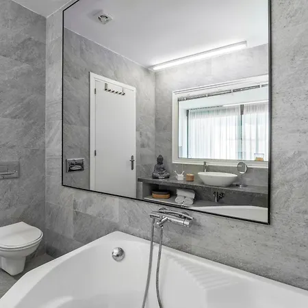 Villa Renee Front Executive Luxury *