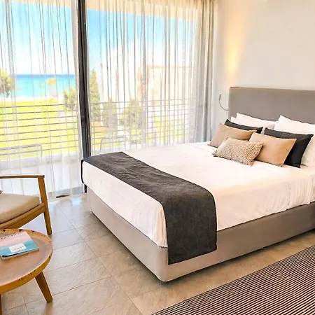Villa Renee Front Executive Luxury Soroni