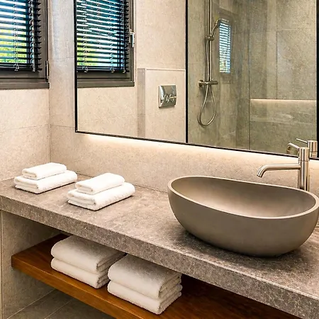 Renee Front Executive Luxury Villa