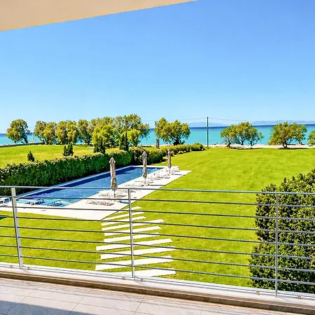 Renee Front Executive Luxury Villa *