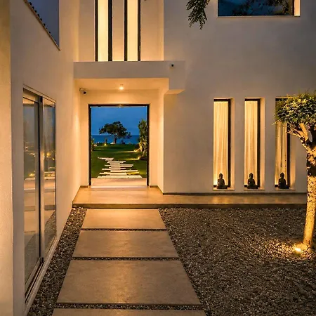 Renee Front Executive Luxury Villa *