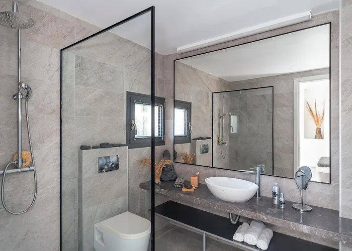 Renee Front Executive Luxury * Soroni