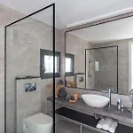 Renee Front Executive Luxury * Szoroní